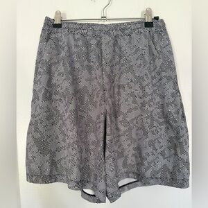 Lululemon Men’s Shorts unlined  7”